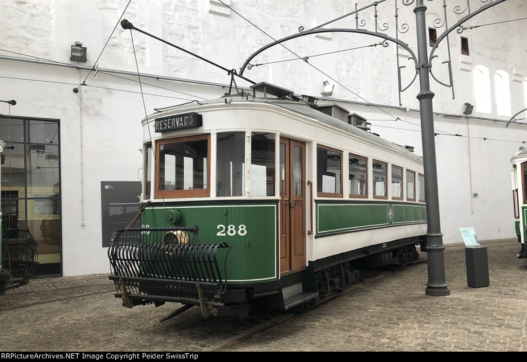 Historic streetcars in Porto